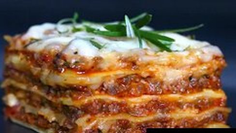 OVAKO SE PRAVE KLASIČNE ITALIJANSKE LAZANJE: Ukus je sasvim različit i tak sada shvatamo koliko su dobre OVAKO SE PRAVE KLASIČNE ITALIJANSKE LAZANJE: Ukus je sasvim različit i tak sada shvatamo koliko su dobre