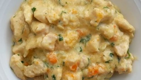 RUČAK ZA DANAS: Piletina u sočnom belom sosu i pire krompir - jelo kojem deca ne mogu da odole