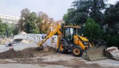 МОСТИЋ У ПАРАЋИНУ ДОБИЈА ПРИЛАЗЕ: У току су радови код хотела „Петрус“ (ФОТО) МОСТИЋ У ПАРАЋИНУ ДОБИЈА ПРИЛАЗЕ: У току су радови код хотела „Петрус“ (ФОТО)