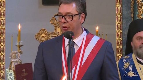 ПРЕДСЕДНИКУ ВУЧИЋУ УРУЧЕН ОРДЕН БУДИМСКЕ ЕПАРХИЈЕ У МАЂАРСКОЈ: Улагаћемо и даље у светиње, надам се да ћу оправдати признање! ПРЕДСЕДНИКУ ВУЧИЋУ УРУЧЕН ОРДЕН БУДИМСКЕ ЕПАРХИЈЕ У МАЂАРСКОЈ: Улагаћемо и даље у светиње, надам се да ћу оправдати признање!