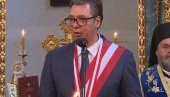ПРЕДСЕДНИКУ ВУЧИЋУ УРУЧЕН ОРДЕН БУДИМСКЕ ЕПАРХИЈЕ У МАЂАРСКОЈ: Улагаћемо и даље у светиње, надам се да ћу оправдати признање!