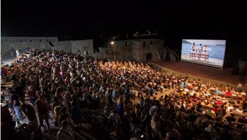 POČINJE 36. HERCEGNOVSKI FILMSKI FESTIVAL: U tri takmičarske i ostalim selekcijama „Sve boje filma“ POČINJE 36. HERCEGNOVSKI FILMSKI FESTIVAL: U tri takmičarske i ostalim selekcijama „Sve boje filma“