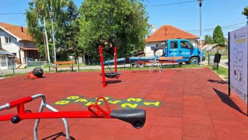 IGRALIŠTE U ŽELEZNIKU: Opština Čukarica sredila prostor za igru mališana u Ulici Radoja Prvulovića IGRALIŠTE U ŽELEZNIKU: Opština Čukarica sredila prostor za igru mališana u Ulici Radoja Prvulovića