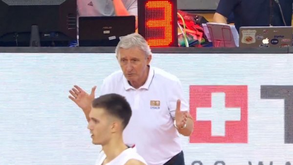 ЕКИПА СЕ РАЗВИЈА... Селектор Светислав Пешић о томе зашто Богдановић и Милутинов нису играли против Бразила ЕКИПА СЕ РАЗВИЈА... Селектор Светислав Пешић о томе зашто Богдановић и Милутинов нису играли против Бразила