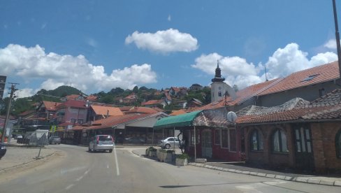PRETIO PRODAVAČICI PIŠTOLJEM: Hapšenje u Majdanpeku PRETIO PRODAVAČICI PIŠTOLJEM: Hapšenje u Majdanpeku