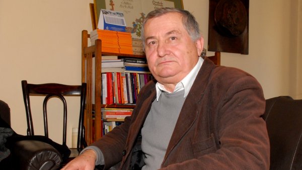 ЗАВЕТ КОЈИ ИМАЈУ САМО СРБИ: Професор др Јован Делић о вечној косовској бици ЗАВЕТ КОЈИ ИМАЈУ САМО СРБИ: Професор др Јован Делић о вечној косовској бици