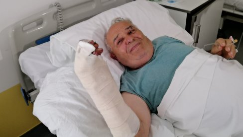BILA JE SKROZ RASTAVLJENA OD RUKE Ispovest čoveka kojem je cirkular za drva potpuno odsekao šaku - lekari je sastavili (VIDEO) BILA JE SKROZ RASTAVLJENA OD RUKE Ispovest čoveka kojem je cirkular za drva potpuno odsekao šaku - lekari je sastavili (VIDEO)