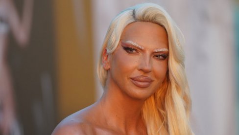 ALFA I OMEGA: Jelena Karleuša oduševila stajlingom ALFA I OMEGA: Jelena Karleuša oduševila stajlingom