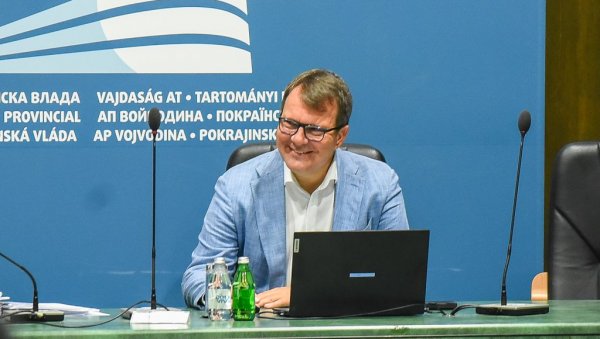 ПОКРАЈИНСКА ВЛАДА ФИНАНСИРА ОПРЕМАЊЕ ДВЕ БОЛНИЦА: Додатна средства и за обнову улице у Белој Цркви ПОКРАЈИНСКА ВЛАДА ФИНАНСИРА ОПРЕМАЊЕ ДВЕ БОЛНИЦА: Додатна средства и за обнову улице у Белој Цркви