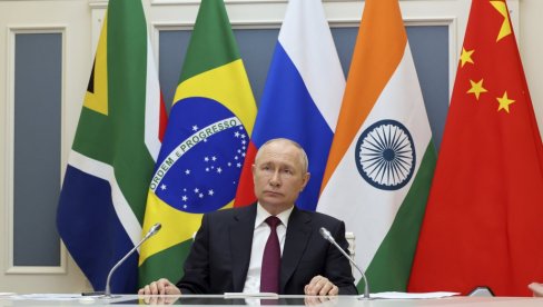 „ИМПРЕСИВАН НАПРЕДАК“: Путин честитао Индији успешно слетање свемирске летелице на Месец