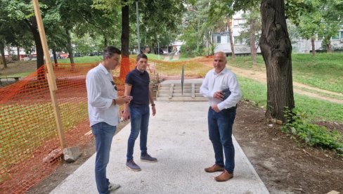 UREĐUJU STEPENIŠTA I STAZE: Opština Zvezdara prihvatila predloge svojih sugrađana UREĐUJU STEPENIŠTA I STAZE: Opština Zvezdara prihvatila predloge svojih sugrađana