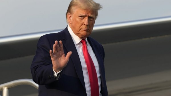 ТРАМП НАЈАВИО ДА ЋЕ СЕ ОСВЕТИТИ: Не плашим се да ћу завршити у затвору ТРАМП НАЈАВИО ДА ЋЕ СЕ ОСВЕТИТИ: Не плашим се да ћу завршити у затвору