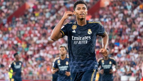 NAPOLITANCI TRAŽE VIZU ZA DRUGU FAZU, BLANKOSI ZA PRVO MESTO: Derbi grupe C Lige šampiona na stadionu Santjago Bernabeu NAPOLITANCI TRAŽE VIZU ZA DRUGU FAZU, BLANKOSI ZA PRVO MESTO: Derbi grupe C Lige šampiona na stadionu Santjago Bernabeu