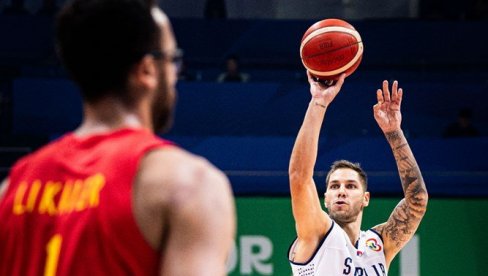 DOŠAO JE RED I NA MENE... Stefan Jović se vratio u reprezentaciju Srbije pa saznao važnu vest DOŠAO JE RED I NA MENE... Stefan Jović se vratio u reprezentaciju Srbije pa saznao važnu vest