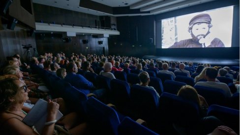 НА 36. ХЕРЦЕГНОВСКОМ ФИЛМСКОМ ФЕСТИВАЛУ: Премијера недосањаног сна Живка Николића НА 36. ХЕРЦЕГНОВСКОМ ФИЛМСКОМ ФЕСТИВАЛУ: Премијера недосањаног сна Живка Николића
