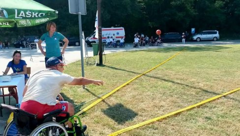 AKO IGRAŠ - POBEĐUJEŠ! U Vrnjačkoj Banji održane Republičke sportske igre osoba sa invaliditetom AKO IGRAŠ - POBEĐUJEŠ! U Vrnjačkoj Banji održane Republičke sportske igre osoba sa invaliditetom