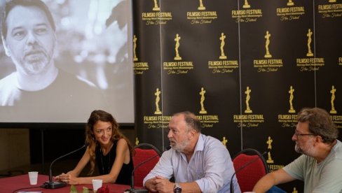 NA HERCEGNOVSKOM FILMSKOM FESTIVALU: Adio, druže, sećanje na Srđana Koljevića NA HERCEGNOVSKOM FILMSKOM FESTIVALU: Adio, druže, sećanje na Srđana Koljevića