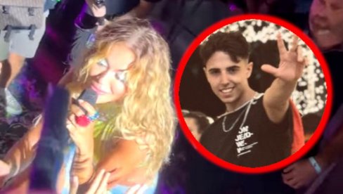 NAŠI LJUDI SU NAJBOLJI NA SVETU: Mladić kom je Rita Ora uzela srpsku zastavu poručio - Postavite njoj ovo pitanje NAŠI LJUDI SU NAJBOLJI NA SVETU: Mladić kom je Rita Ora uzela srpsku zastavu poručio - Postavite njoj ovo pitanje