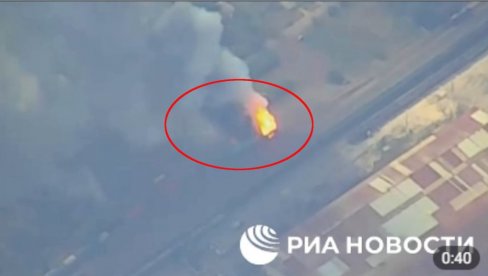 USLEDIO RAZORAN I PRECIZAN NAPAD: Ruska vojska uništila ukrajinski vojni voz (VIDEO)