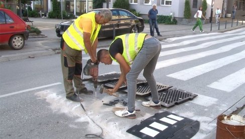 ZA BEZBEDNOST NAJMLAĐIH: Vranje obnavlja horizontalnu signalizaciju ZA BEZBEDNOST NAJMLAĐIH: Vranje obnavlja horizontalnu signalizaciju