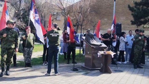 СТИГЛА САГЛАСНОСТ МИНИСТАРСТВА: Имена 27 палих бораца биће исписана на спомен-обележје у Параћину СТИГЛА САГЛАСНОСТ МИНИСТАРСТВА: Имена 27 палих бораца биће исписана на спомен-обележје у Параћину