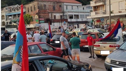 NEMA VLADE BEZ SRBA Kilometarska kolona za odbranu izborne volje (FOTO)