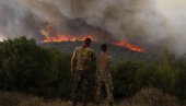 U GRČKOJ I DALJE DRAMATIČNO: Pojačane snage za gašenje požara u pojedinim oblastima U GRČKOJ I DALJE DRAMATIČNO: Pojačane snage za gašenje požara u pojedinim oblastima