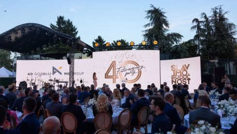 MK GROUP PROSLAVILA 40 GODINA POSLOVANJA: Na proslavi jubileja predstavljene nove investicije vredne 1,6 milijardi evra MK GROUP PROSLAVILA 40 GODINA POSLOVANJA: Na proslavi jubileja predstavljene nove investicije vredne 1,6 milijardi evra