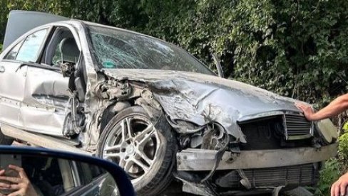LANČANI SUDAR NA PUTU NOVI PAZAR-TUTIN: Učestvovala tri automobila (FOTO) LANČANI SUDAR NA PUTU NOVI PAZAR-TUTIN: Učestvovala tri automobila (FOTO)