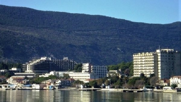 УСВОЈЕН КОЛЕКТИВНИ УГОВОР ИНСТИТУТА ИГАЛО: Добар путоказ за превазилажење проблема УСВОЈЕН КОЛЕКТИВНИ УГОВОР ИНСТИТУТА ИГАЛО: Добар путоказ за превазилажење проблема
