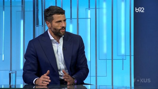 ШАПИЋ: Све најављене социјалне мере се остварују ШАПИЋ: Све најављене социјалне мере се остварују
