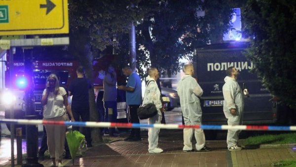 ИШАО САМ ОД СТАНА ДО СТАНА, ЧУО САМ ВРИСКЕ Спасавао људе после експлозије у Смедереву: Висили су на гелендеру на 5. спрату (ФОТО) ИШАО САМ ОД СТАНА ДО СТАНА, ЧУО САМ ВРИСКЕ Спасавао људе после експлозије у Смедереву: Висили су на гелендеру на 5. спрату (ФОТО)