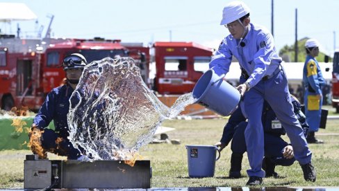 SRAVNIO TOKIO SA ZEMLJOM, POGINULO PREKO 100.000 LJUDI: Japan obeležava sto godina od velikog zemljotresa Kanto