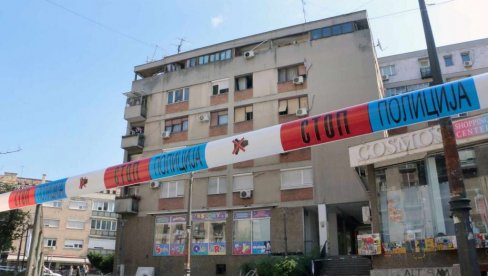 POJAVIO SE SNIMAK ZGRADE NAKON STRAVIČNE EKSPLOZIJE U SMEDEREVU: Prizori jezivi, ljudi panično beže niz stepenice (VIDEO) POJAVIO SE SNIMAK ZGRADE NAKON STRAVIČNE EKSPLOZIJE U SMEDEREVU: Prizori jezivi, ljudi panično beže niz stepenice (VIDEO)