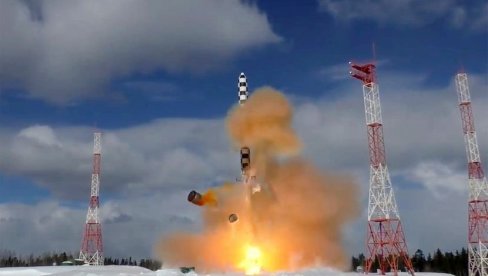 ШЕФ РОСКОСМОСА: Стратешки ракетни комплекс Сармат ступио на борбено дежурство ШЕФ РОСКОСМОСА: Стратешки ракетни комплекс Сармат ступио на борбено дежурство