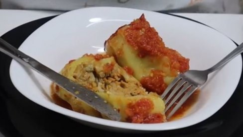 RUČAK ZA DANAS: Najbolji i najlakši način punjenja paprika na svetu - bukvalno se same spremaju RUČAK ZA DANAS: Najbolji i najlakši način punjenja paprika na svetu - bukvalno se same spremaju