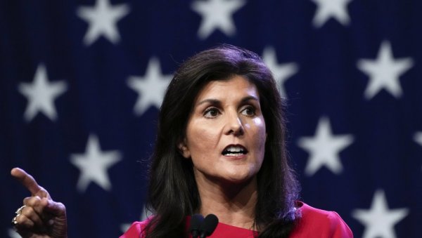 НИКИ ХЕЈЛИ СЕ ПОВЛАЧИ ИЗ ПРЕДСЕДНИЧКЕ ТРКЕ? Трампова противница ће се обратити јавности НИКИ ХЕЈЛИ СЕ ПОВЛАЧИ ИЗ ПРЕДСЕДНИЧКЕ ТРКЕ? Трампова противница ће се обратити јавности