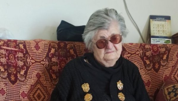 УМРЛА СТАРА ПАРТИЗАНКА У 102 ГОДИНИ КОД ЛОЗНИЦЕ: За заслуге у Другом светском рату добила одликовање од Путина УМРЛА СТАРА ПАРТИЗАНКА У 102 ГОДИНИ КОД ЛОЗНИЦЕ: За заслуге у Другом светском рату добила одликовање од Путина