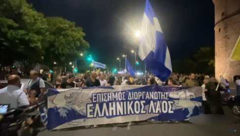 PREKO 5.000 LJUDI IZAŠLO NA ULICE SOLUNA: Protest u Grčkoj zbog novih ličnih karata, oglasila se i crkva (VIDEO)