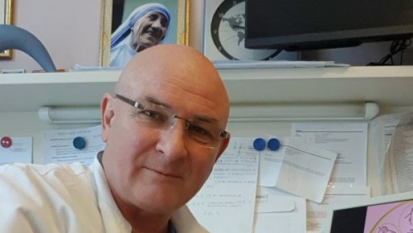 ДА ЛИ БОРА ЧОРБА ПЕВА О ЊЕМУ? Новосађанин Милан Игњатовић жива је легенда - кардиолог, џудо првак, рокер, морепловац (ФОТО) ДА ЛИ БОРА ЧОРБА ПЕВА О ЊЕМУ? Новосађанин Милан Игњатовић жива је легенда - кардиолог, џудо првак, рокер, морепловац (ФОТО)