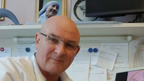 DA LI BORA ČORBA PEVA O NJEMU? Novosađanin Milan Ignjatović živa je legenda - kardiolog, džudo prvak, roker, moreplovac (FOTO) DA LI BORA ČORBA PEVA O NJEMU? Novosađanin Milan Ignjatović živa je legenda - kardiolog, džudo prvak, roker, moreplovac (FOTO)