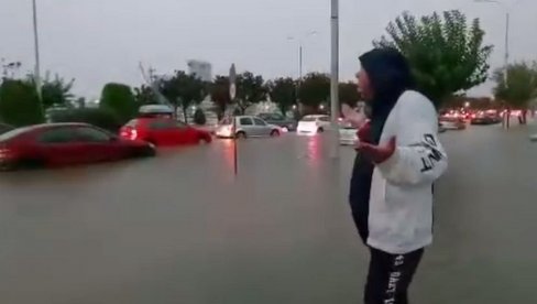 DANIJEL NAPRAVIO HAOS U GRČKOJ: Stiglo nevreme od kojeg su svi strahovali - oluja rušila drveće, neka mesta ostala bez struje (FOTO/VIDEO) DANIJEL NAPRAVIO HAOS U GRČKOJ: Stiglo nevreme od kojeg su svi strahovali - oluja rušila drveće, neka mesta ostala bez struje (FOTO/VIDEO)