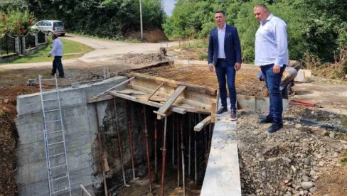GRADI SE NOVA ĆUPRIJA: Vrnjčani nastavljaju sanaciju posledica junskog nevremena GRADI SE NOVA ĆUPRIJA: Vrnjčani nastavljaju sanaciju posledica junskog nevremena
