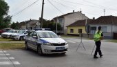 POZLILO MU TOKOM VOŽNJE, PA SE ZABIO U BANDERU: Poginuo muškarac kod Kikinde POZLILO MU TOKOM VOŽNJE, PA SE ZABIO U BANDERU: Poginuo muškarac kod Kikinde