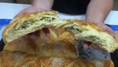 TURSKA PISMO PITA: Mekano i vazdušasto testo puno ukusnog fila, topi se u ustima TURSKA PISMO PITA: Mekano i vazdušasto testo puno ukusnog fila, topi se u ustima