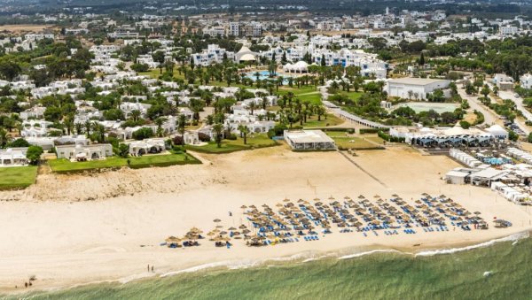 У ПОТРАЗИ СТЕ ЗА КВАЛИТЕТНИМ, ПОРОДИЧНИМ ХОТЕЛОМ: Можете одабрати један од хотела у Тунису, Хургади или Бодруму