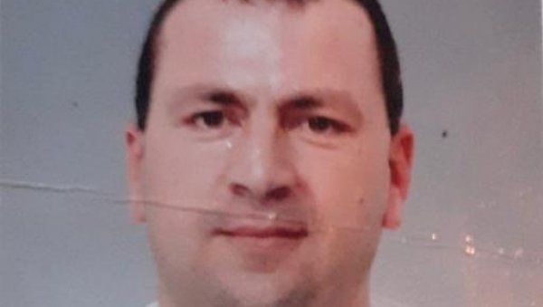 ОД ВЛАСНИКА ФИРМЕ ДАНЗО УЗИМАЛИ НОВАЦ ПА ГА УБИЛИ? Отац Лазара Вукићевића изнео детаље о убиству Зорана Миљковића ОД ВЛАСНИКА ФИРМЕ ДАНЗО УЗИМАЛИ НОВАЦ ПА ГА УБИЛИ? Отац Лазара Вукићевића изнео детаље о убиству Зорана Миљковића