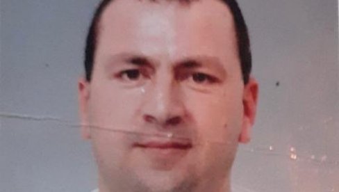 ОД ВЛАСНИКА ФИРМЕ ДАНЗО УЗИМАЛИ НОВАЦ ПА ГА УБИЛИ? Отац Лазара Вукићевића изнео детаље о убиству Зорана Миљковића ОД ВЛАСНИКА ФИРМЕ ДАНЗО УЗИМАЛИ НОВАЦ ПА ГА УБИЛИ? Отац Лазара Вукићевића изнео детаље о убиству Зорана Миљковића