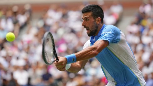 SRBIN PROTIV PUBLIKE I TEŠKIH USLOVA: Nole juri deseto finale! SRBIN PROTIV PUBLIKE I TEŠKIH USLOVA: Nole juri deseto finale!