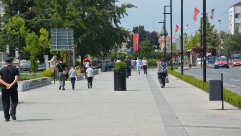 DOBACIVANJE NA ULICI: Ispitano 180 žena u Kruševcu - kad im se to desi osećaju strah DOBACIVANJE NA ULICI: Ispitano 180 žena u Kruševcu - kad im se to desi osećaju strah
